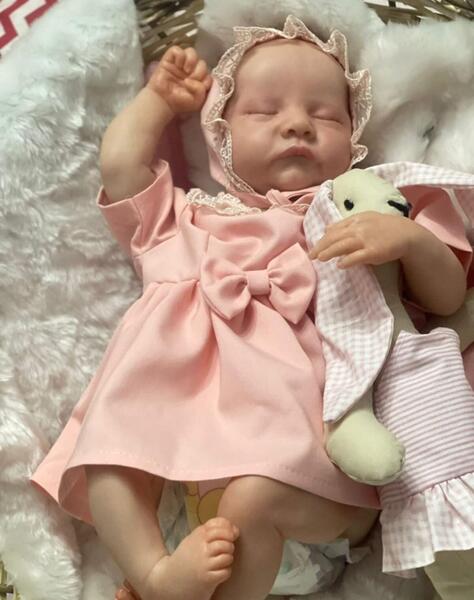 عکس عروسک شبیه نوزاد