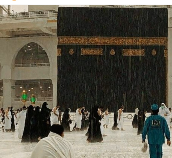 عکس ناودان طلای کعبه