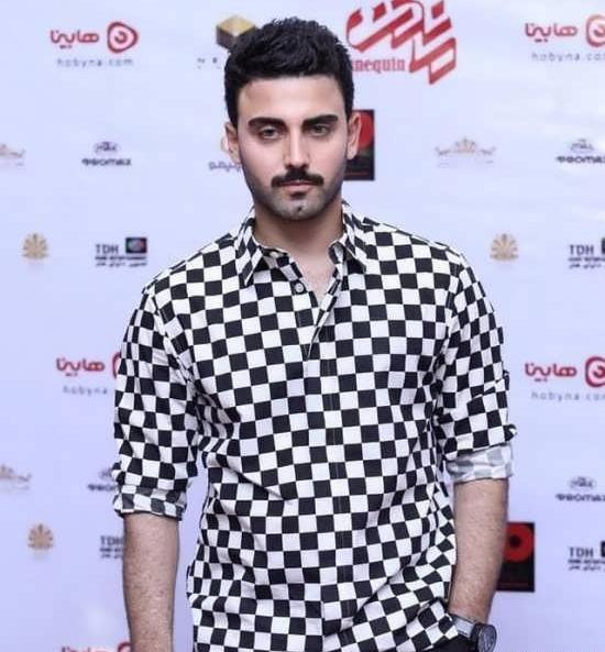 عکس برادر محمد صادقی