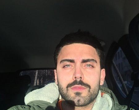 عکس برادر محمد صادقی