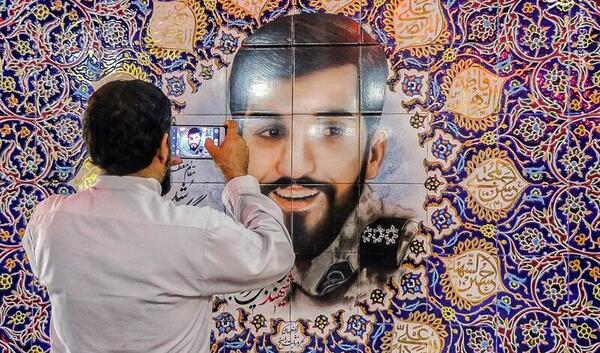 عکس لبخند شهید حججی