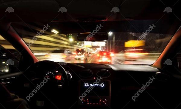 عکس پشت فرمون در شب