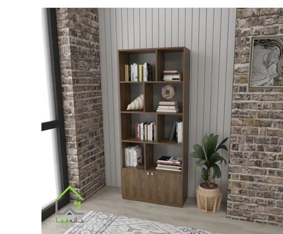 عکس کتابخانه ایستاده