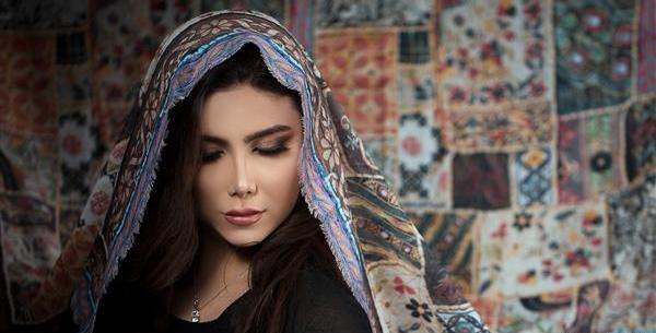 ژست عکس دونفره با چادر