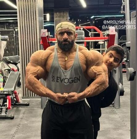 عکس هادی چوپان قبل از بدنسازی