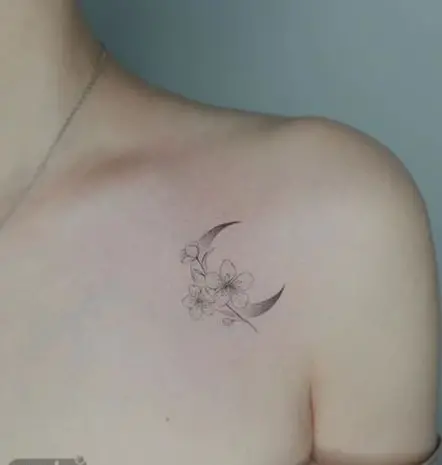 عکس تاتو روی ترقوه دخترانه