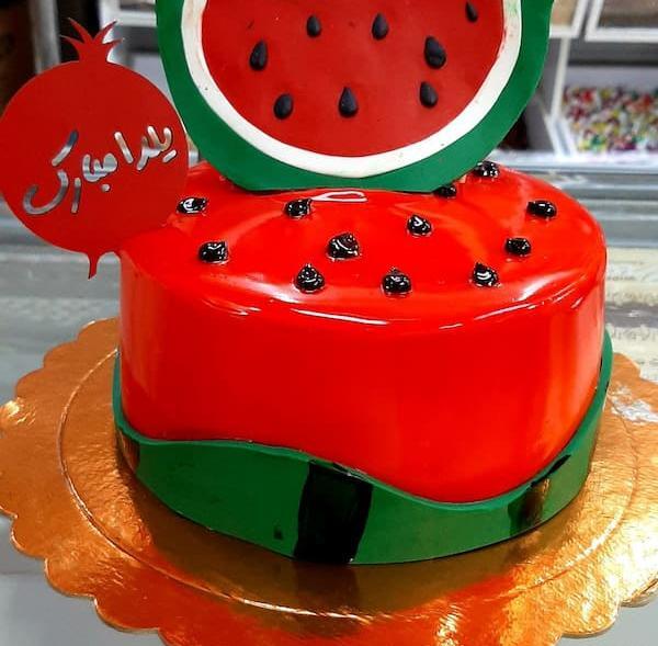 عکس شب یلدا مبارک در خانه بمانیم