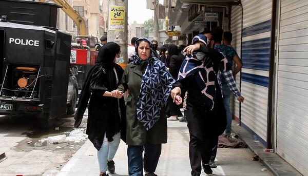 عکس ساختمان متروپل