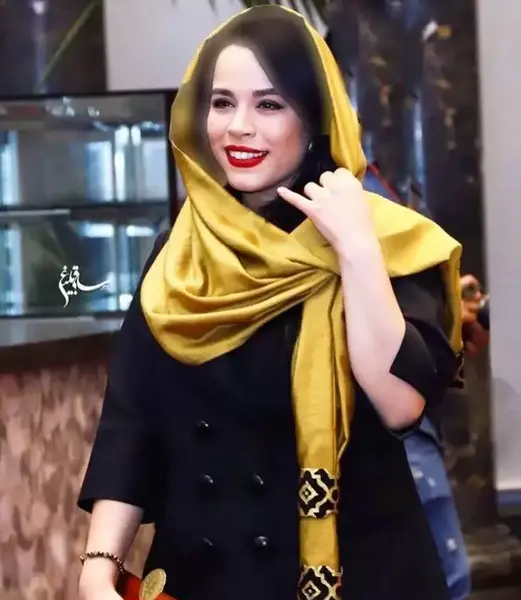 عکس خواهر مهراوه شریفی نیا