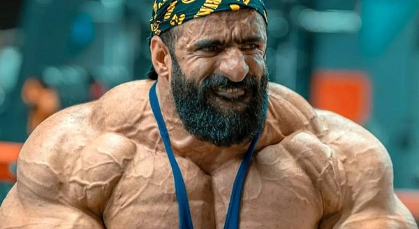 سیکس پک عکس بچگی هادی چوپان