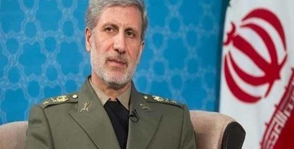 عکس سردار سلیمانی با نشان ذوالفقار