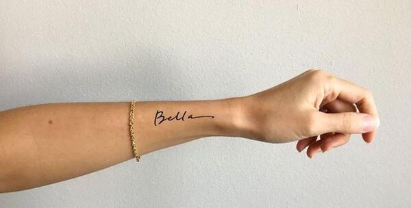 عکس تاتو روی دست نوشته دخترانه