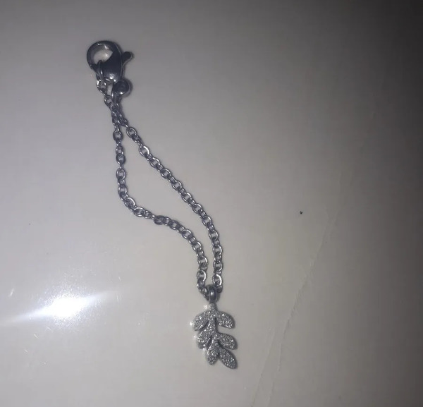 عکس از آویز ساعت