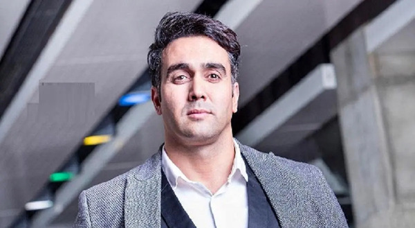 عکس پوریا سرخ