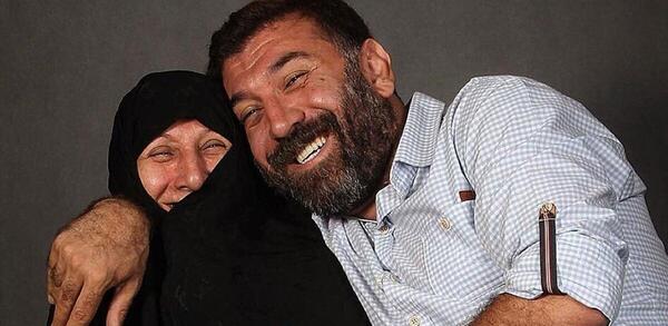 عکس مادر علی انصاریان بعد فوت پسرش