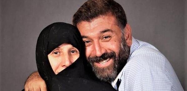 عکس مادر علی انصاریان بعد فوت پسرش