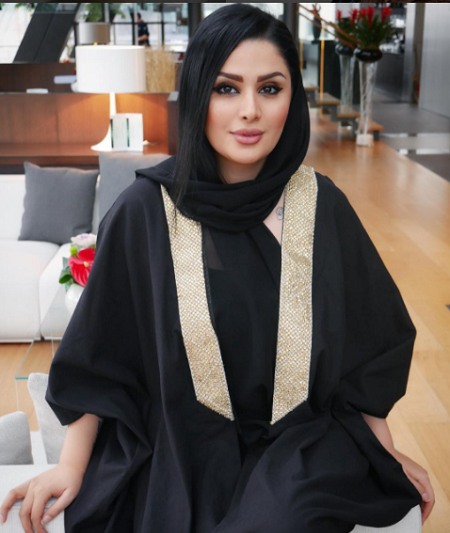 عکس دنیا جهانبخت در ایران