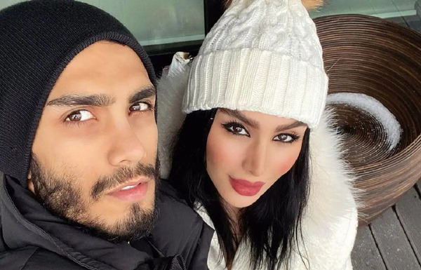 عکس دنیا جهانبخت در ایران