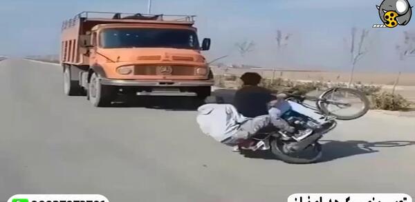 عکس موتور هوندا تصادفی