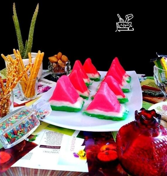 عکس پاپیون هندوانه ای با نمد
