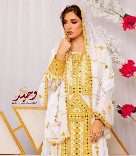 عکس دختر با لباس بلوچی مردانه