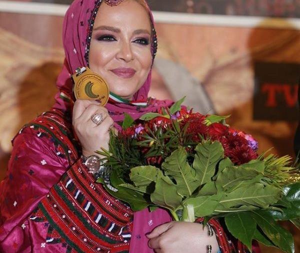 عکس دختر با لباس بلوچی مردانه