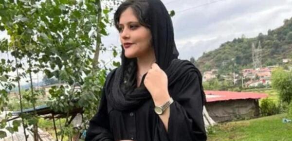 عکس مهسا خواننده و دخترش