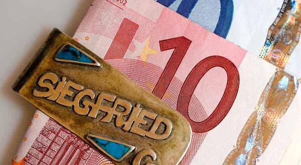 عکس با کیفیت ثروت