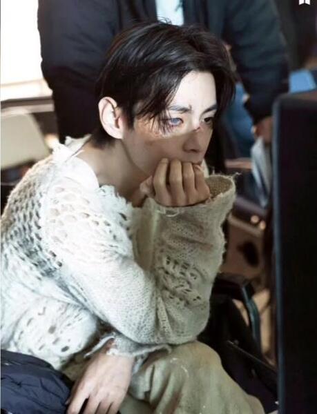 عکس های تهیونگ و آیو
