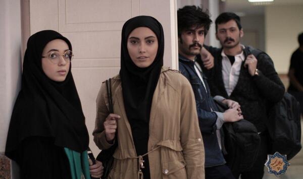 عکس ساناز طاری در شمعدونی