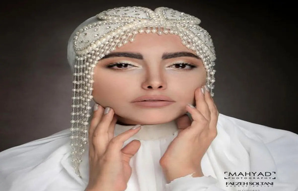 عکس ساناز طاری در شمعدونی