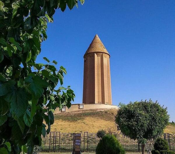 عکس برج گنبد قابوس گلستان