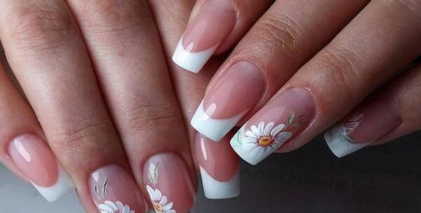عکس طرح ناخن گل بابونه