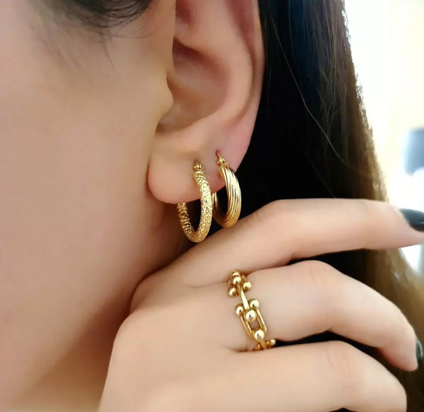 عکس گوشواره حلقه ای