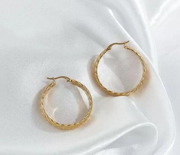 عکس گوشواره حلقه ای