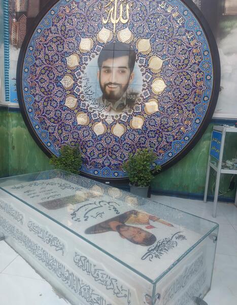 عکس قبر شهید حججی