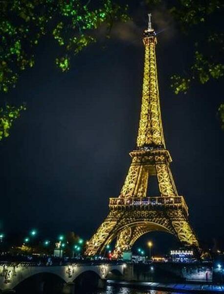 عکس پاریس در شب