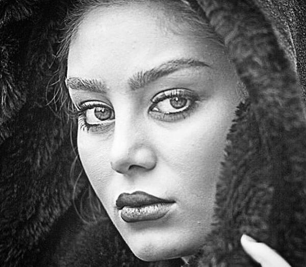 عکسهای غمگین سحر قریشی