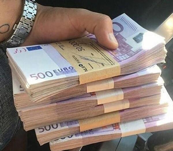 عکس دسته اسکناس