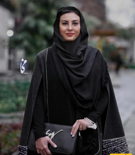 عکس پای حدیثه تهرانی