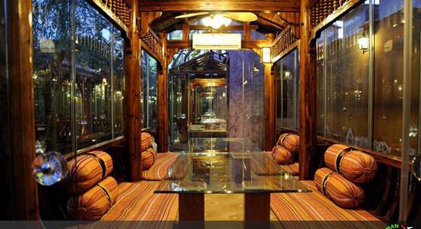 عکس رستوران شب نشین