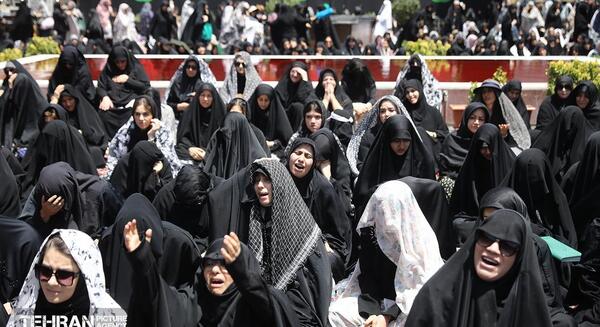 عکس از عزاداری ظهر عاشورا