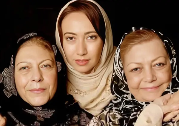عکس مادر ثریا