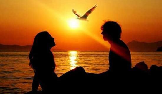 عکس عاشقانه کنار دریا