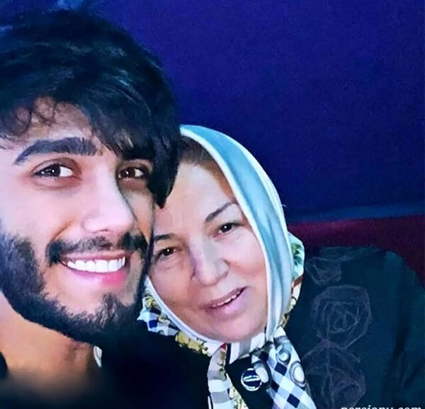 عکس دوست دختر مهراد جم