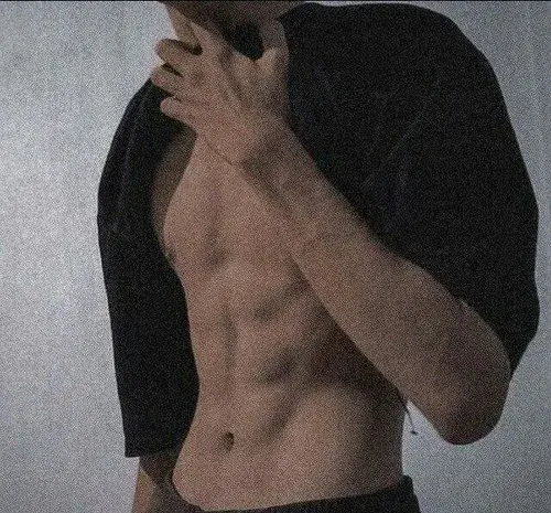 عکس سیکس پک پسرونه