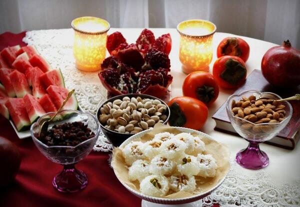 عکس نوشته انگلیسی یلدا مبارک
