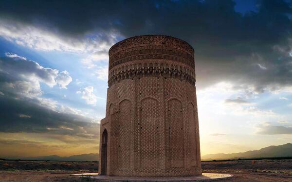 عکس برج طغرل