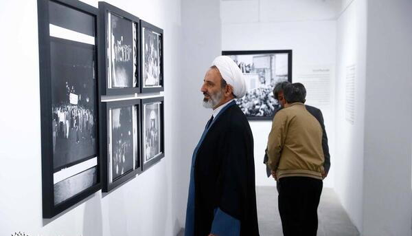 نمایشگاه عکس آن