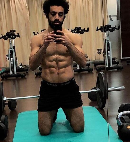 عکس سیکس پک مسی و رونالدو